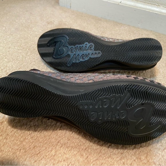 Bernie Mev. shoes…size 8.5 US (39 Europe) never worn! - Picture 5 of 6